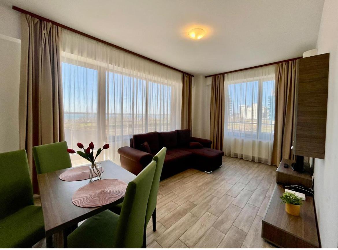 Catalina Summerland Apartaments Mamaia Nord ภายนอก รูปภาพ